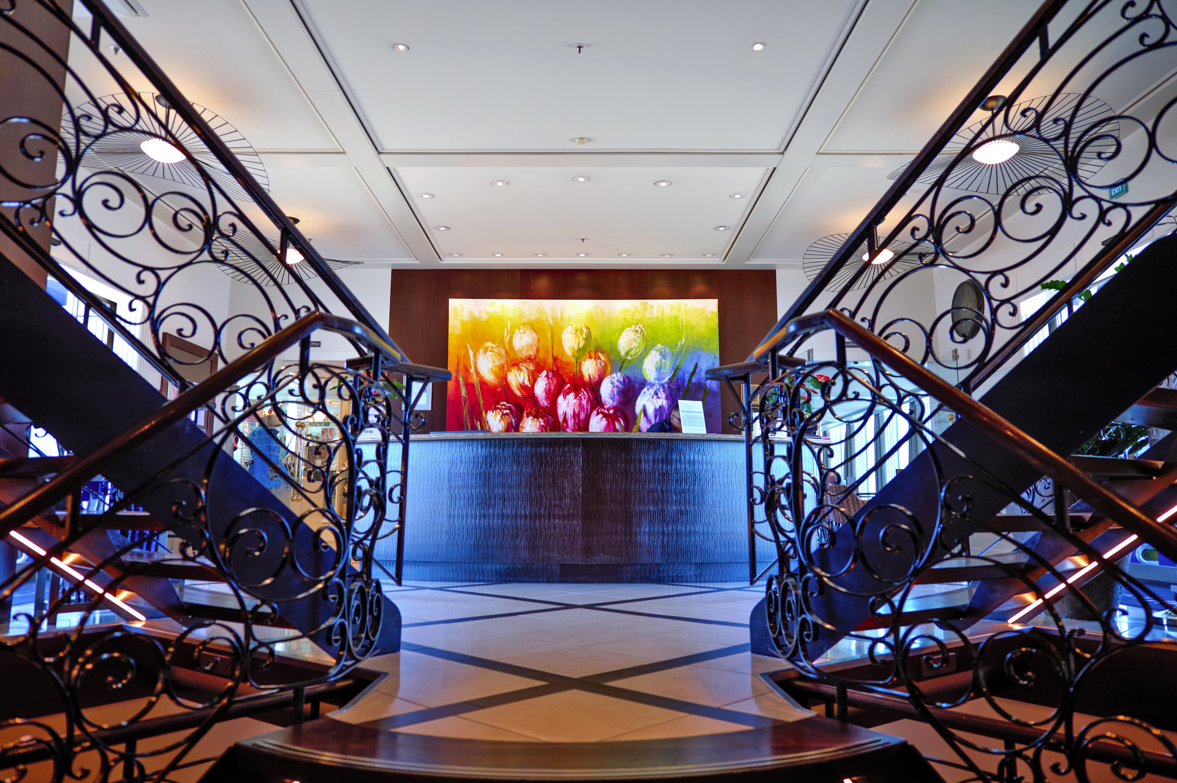 ©AmaWaterways AmaDolce Interior Reception.jpg